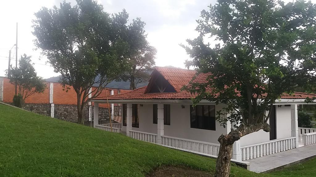 Hostal Don Bernardo Santa Rosa De Cabal Exterior foto